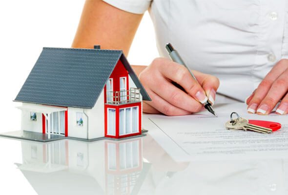 signing a home loan contract